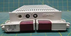 104660-001 Compaq Ultra Scsi Metal Caddy/tray With Cover For 18.2 Gb Drives