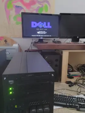 05e957 Dell Poweredge 2500 Server Tested Working