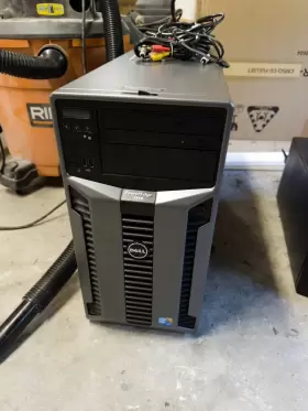 E04s Dell T710 Poweredge Server