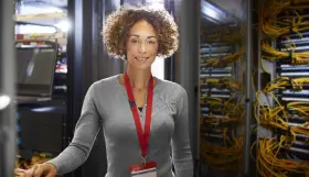 At068-2001h Hp At068a U Bl920s G8 E7-2890v2 30-core Blade Server