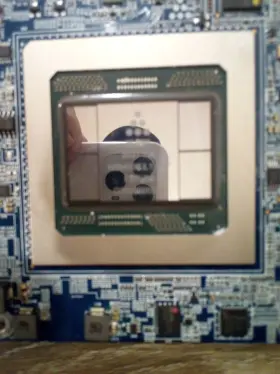 N8moo6.l1037 Intel 3750e Micro Chip Hl2000 F2pu34 G200800039e