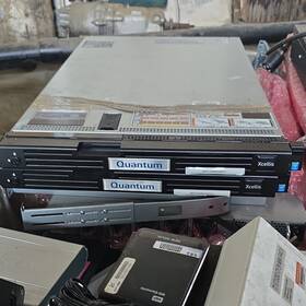 Quantum 8-01473-01 Xcellis Rack Mount Computer Server Rackmount Mpn