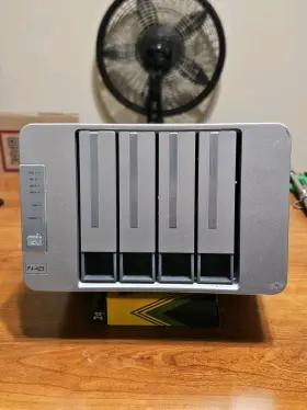 F4-423 Terramaster - Nas Server