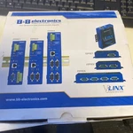 B&b Electronics Vlinx Ethernet Serial Server ESR901 Neu. Price: $347.77.
